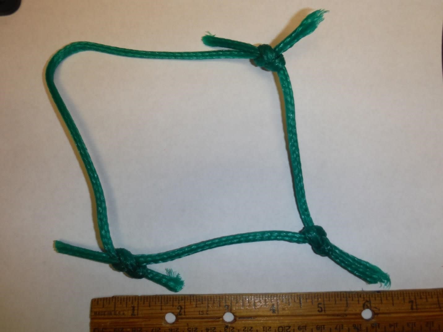 green-braided, knotted 10" 3.5mm soccer netting